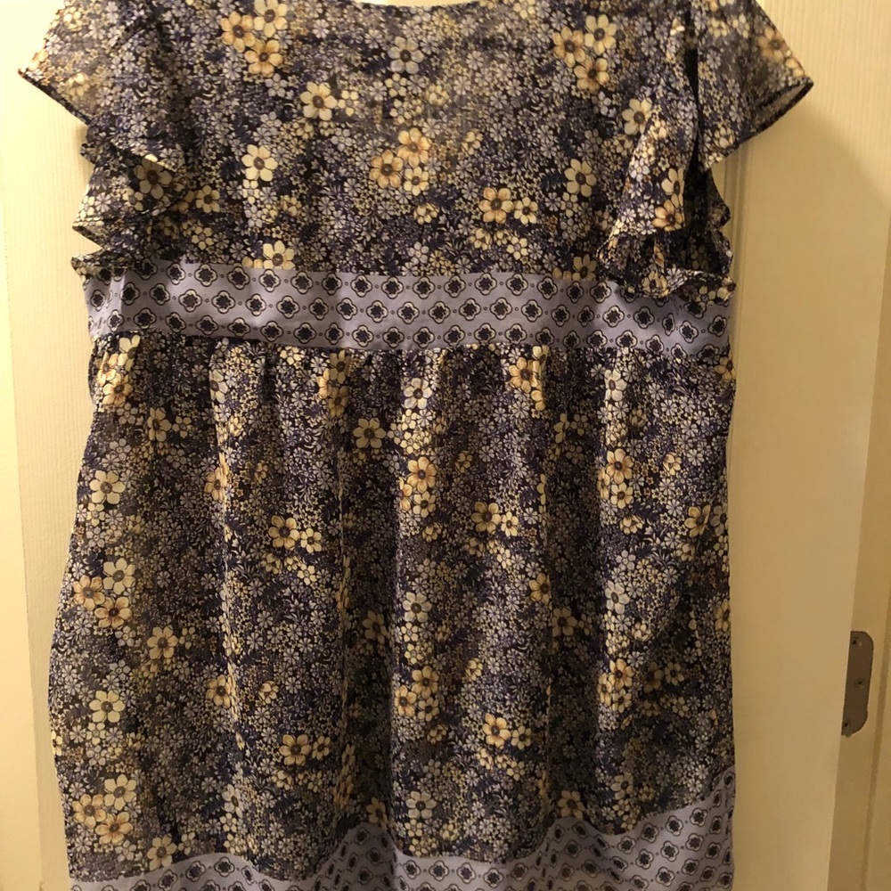 Floral top